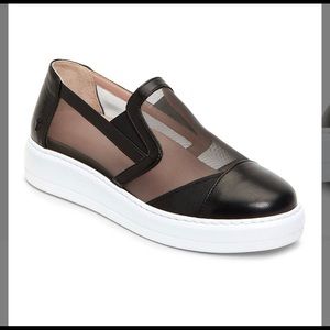 Taryn Rose- BLACK CALANDRA MESH SLIP-ON SNEAKER